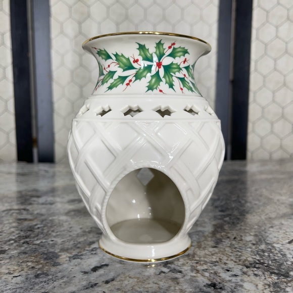 Lenox Holiday Holly Tart Burner - Picture 3 of 8